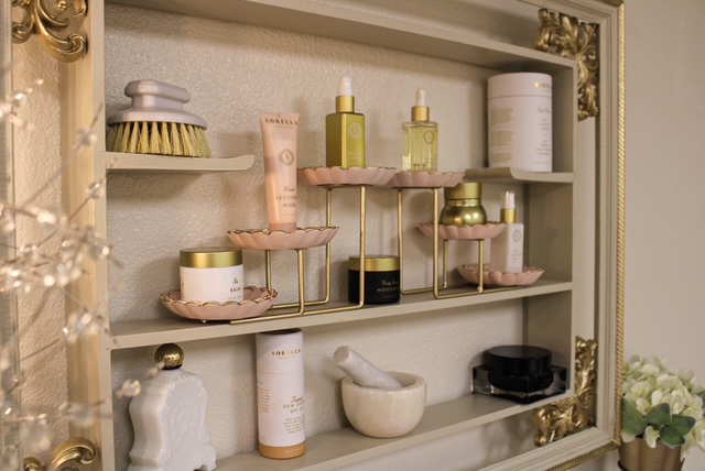 Sorella Apothecary skincare collection at Amélis